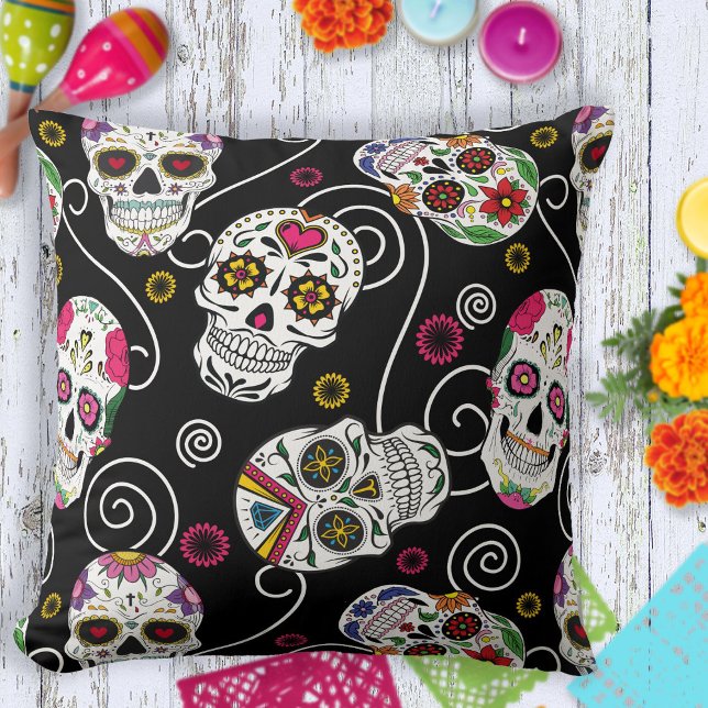 Cojín Decorativo Calaveras azucareras y remolinos Subió ID725 negro (Subido por el creador)