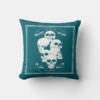 Cojín Decorativo Calaveras con Texto Verde Azulado