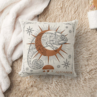 Cojín Decorativo Camaleón Boho Sol y Estrellas Arte Reptil