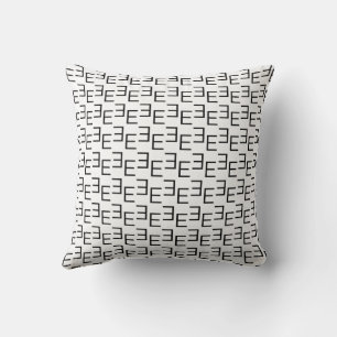 Cojín Decorativo Camiseta con monograma E simétrico, geométrica min