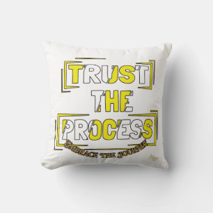 Cojín Decorativo Camiseta gráfica de mujer ADOM "Trust the Process"