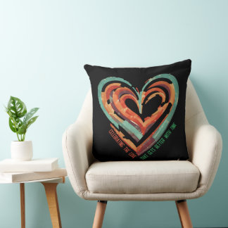 Cojín Decorativo Camiseta retro en forma de corazón