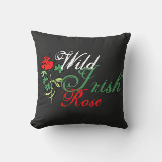 Cojín Decorativo Camiseta Rosa irlandesa salvaje