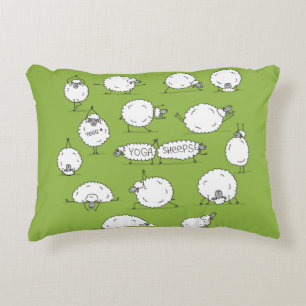 Cojín Decorativo Carne divertida haciendo yoga, boceto