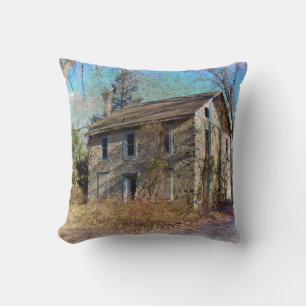 Cojín Decorativo Casa de campo de Derelict en la carretera de la Ri