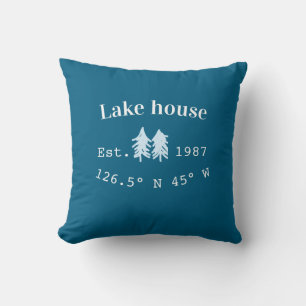 Cojín Decorativo Casa de lago etc. Fecha año coordenadas personaliz