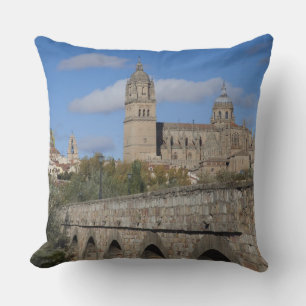 Cojín Decorativo Catedrales de Salamanca, vistas desde Puente Roman