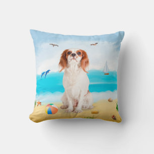 Cojín Decorativo Cavalier King Dog en la playa