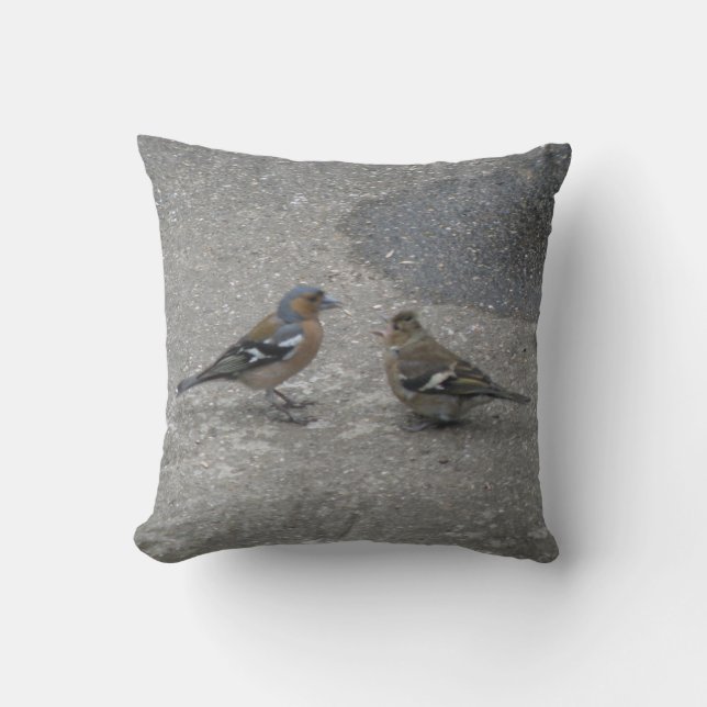 Cojín Decorativo Chaffinch Feed Me Pillow (Anverso)