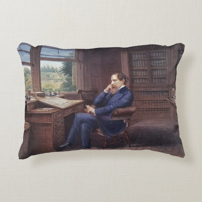 Cojín Decorativo Charles Dickens en su estudio (Anverso)