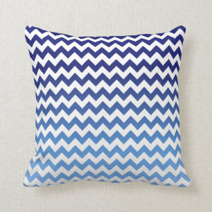 Cojín Decorativo Chevron azul Ombre