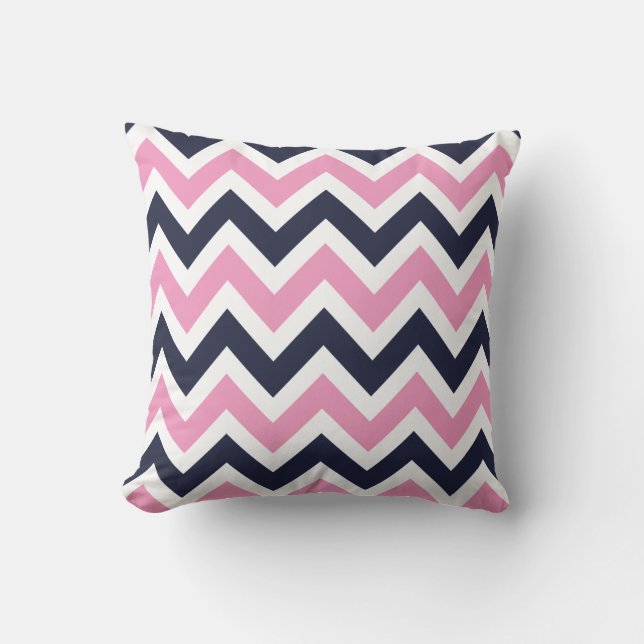 Cojín Decorativo Chevron rosa y naval (Anverso)