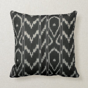 Cojín Decorativo Chevron tribal moderno Ikat  gris negro