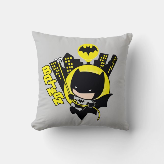 Cojín Decorativo Chibi Batman Escalando La Ciudad (Anverso)