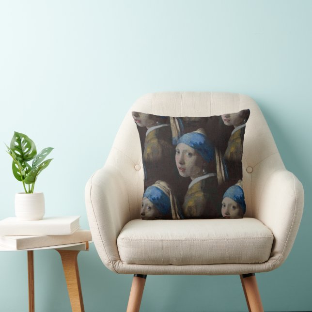Cojín Decorativo Chica con réplica de pintura clásica de Pearl Earr (Silla)