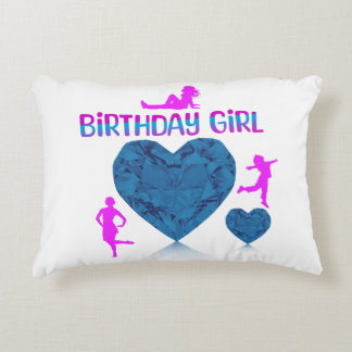 Cojín Decorativo Chica de cumpleaños del corazón azul