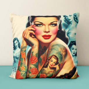 Cojín Decorativo Chica de tatuajes clásicos