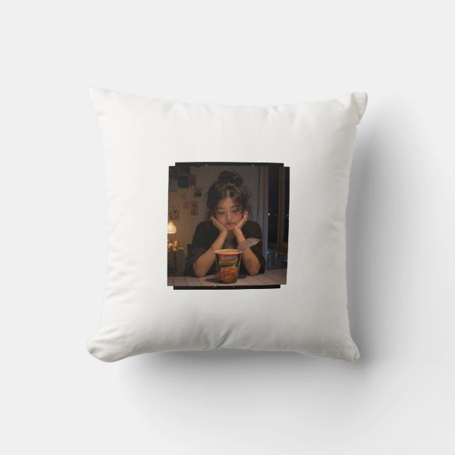 Cojín Decorativo Chica Fideo (Anverso)