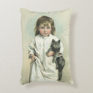 Cojín Decorativo Chica victoriana vintage con camisón y su gato