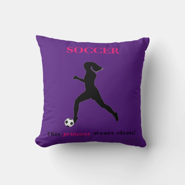 Cojín Decorativo Chicas Fútbol - ¡Esta princesa usa escotillas! (Anverso)