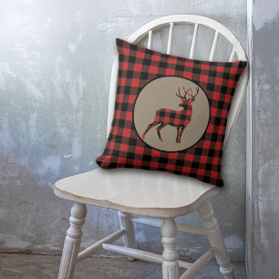 Cojín Decorativo Ciervo Buck de pie con cuadros de búfalo rojos y n
