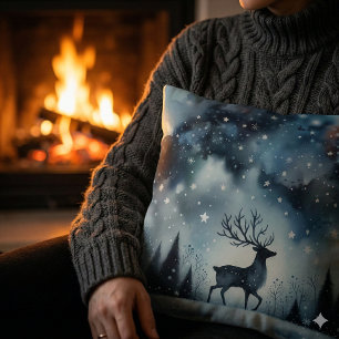 Cojín Decorativo Ciervos Noche Invernal Estrellada