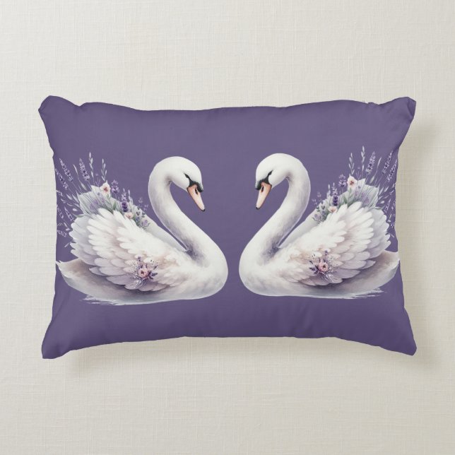 Cojín Decorativo Cisne acuático con Florencia Lavender (Anverso)