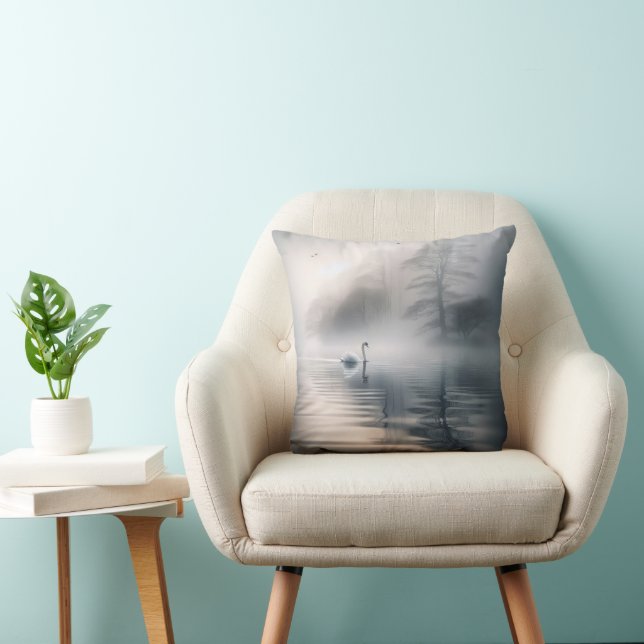 Cojín Decorativo Cisne Solitario En Lago Misty (Silla)