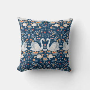 Cojín Decorativo Cisnes, peces, flores de fondo azul. Decorativo