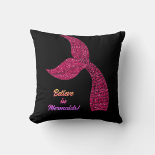 Cojín Decorativo Cita de sirena de negro rosa caliente cree en sire