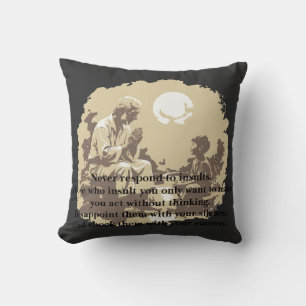 Cojín Decorativo Cita motivacional “Silencio y Éxito”