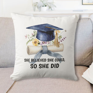 Cojín Decorativo Cita Personalizada y Nombre Floral Graduación