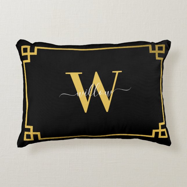 Cojín Decorativo Clave griega negra y dorada monogramada (Anverso)
