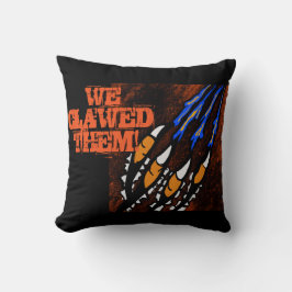 Cojín Decorativo CLAVES naranjas Y NEGROS