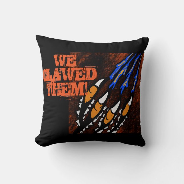 Cojín Decorativo CLAVES naranjas Y NEGROS (Anverso)