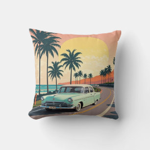 Cojín Decorativo Coche vintage de estilo retro en una carretera cos