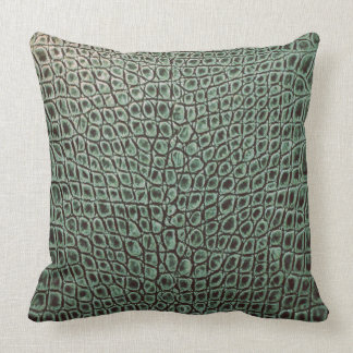 COJÍN DECORATIVO COCODRILO FOREST GREEN DE CUERO