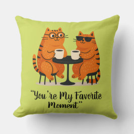Cojín Decorativo Coffee Date Cat Couple Throw Pillow
