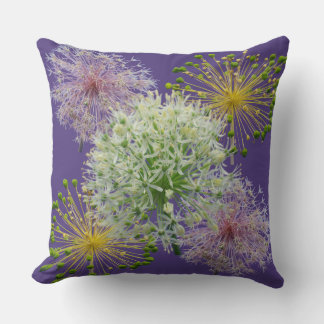 Cojín Decorativo Collage de Flor de Ajo Blanco Estético