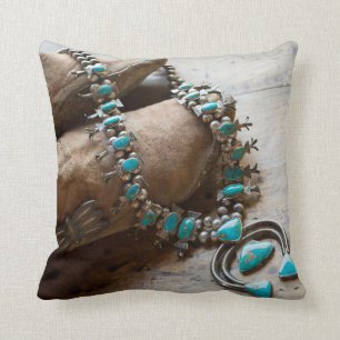 Cojín Decorativo Collar a la venta, Santa Fe, Nuevo México. EE.UU.