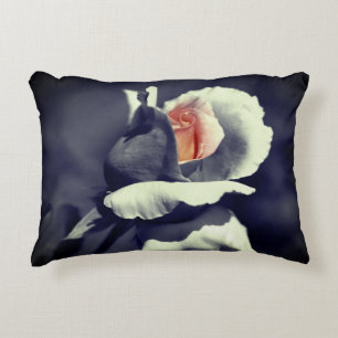Cojín Decorativo Color Parcial Blanco Y Negro De Peach Rosebud  