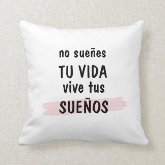 cojín decorativo con frase inspiradora