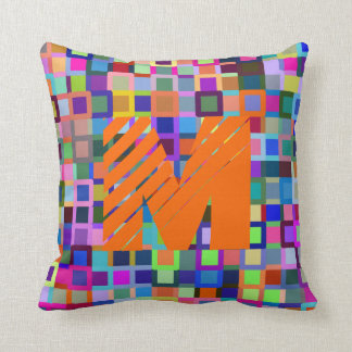 Cojín decorativo con monograma