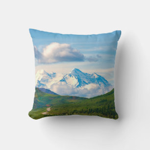 Cojín Decorativo Con sus enormes montañas y rodeadas de maravillas