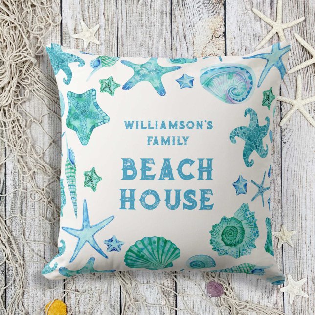 Cojín Decorativo conchas marinas y Starfish Family Beach House (Sea Shells and Starfish Family Beach House Throw Pillow)