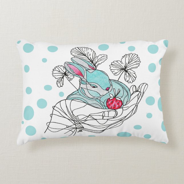 Cojín Decorativo Conejito de Pillow Aqua en la mano (Anverso)