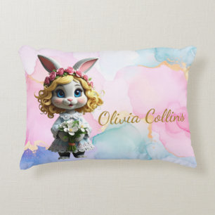Cojín Decorativo Conejo con nombre personalizado con flores