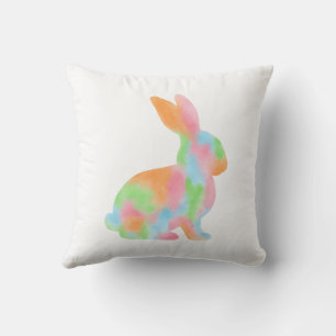 Cojín Decorativo Conejo de forma colorida en acuarela, Pascua adora