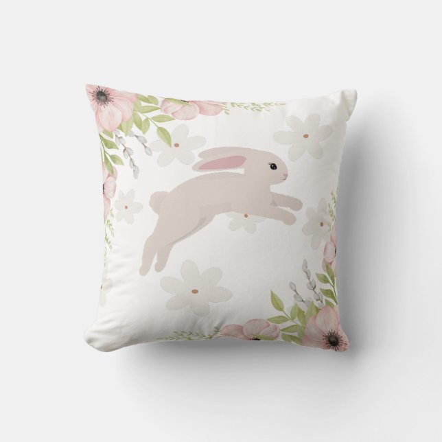 Cojín Decorativo Conejo de Pascua Flores Rosadas (Anverso)