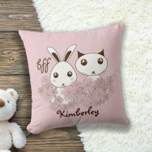 Conejo rosa y gatito amigos mejores animales para